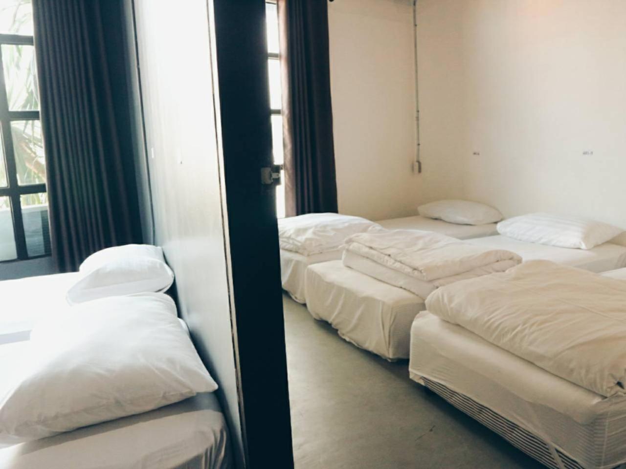 Hugnur Hostel And Coffee Chiang Mai Dış mekan fotoğraf